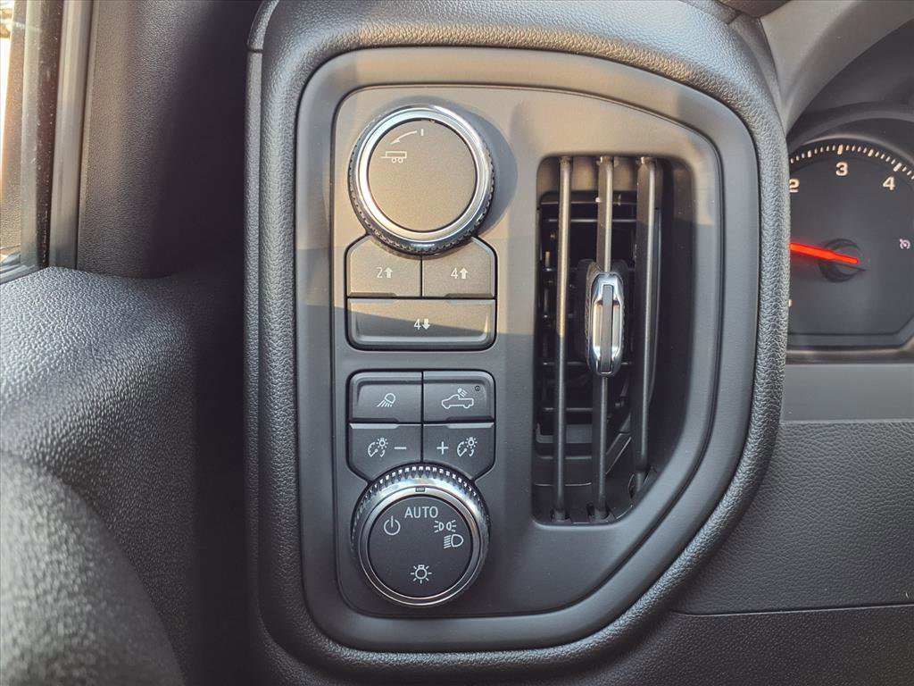 2026 GMC Sierra 3500HD Pro - Photo 11