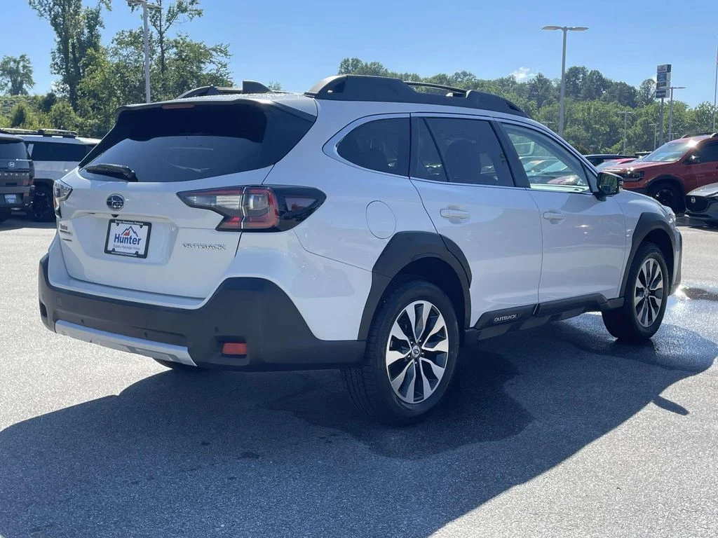 2024 Subaru Outback Limited - Photo 29