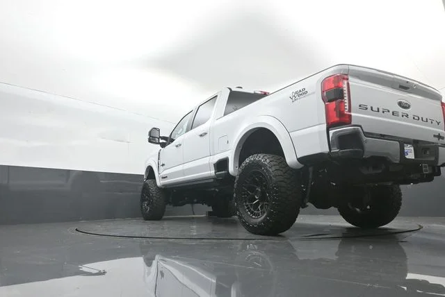 New 2026 Oxford White Ford F-250® Lariat® image 30
