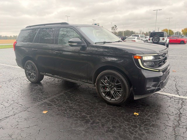 Used 2025 Agate Black Metallic Ford Platinum image 8