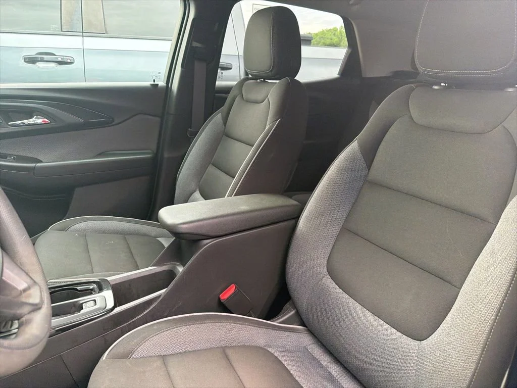 Used 2023 Mosaic Black Metallic Chevrolet LT image 8