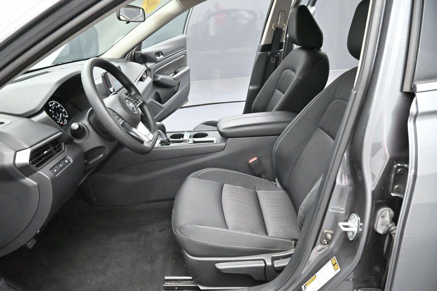 Used 2022 Gun Metallic Nissan 2.5 S image 12