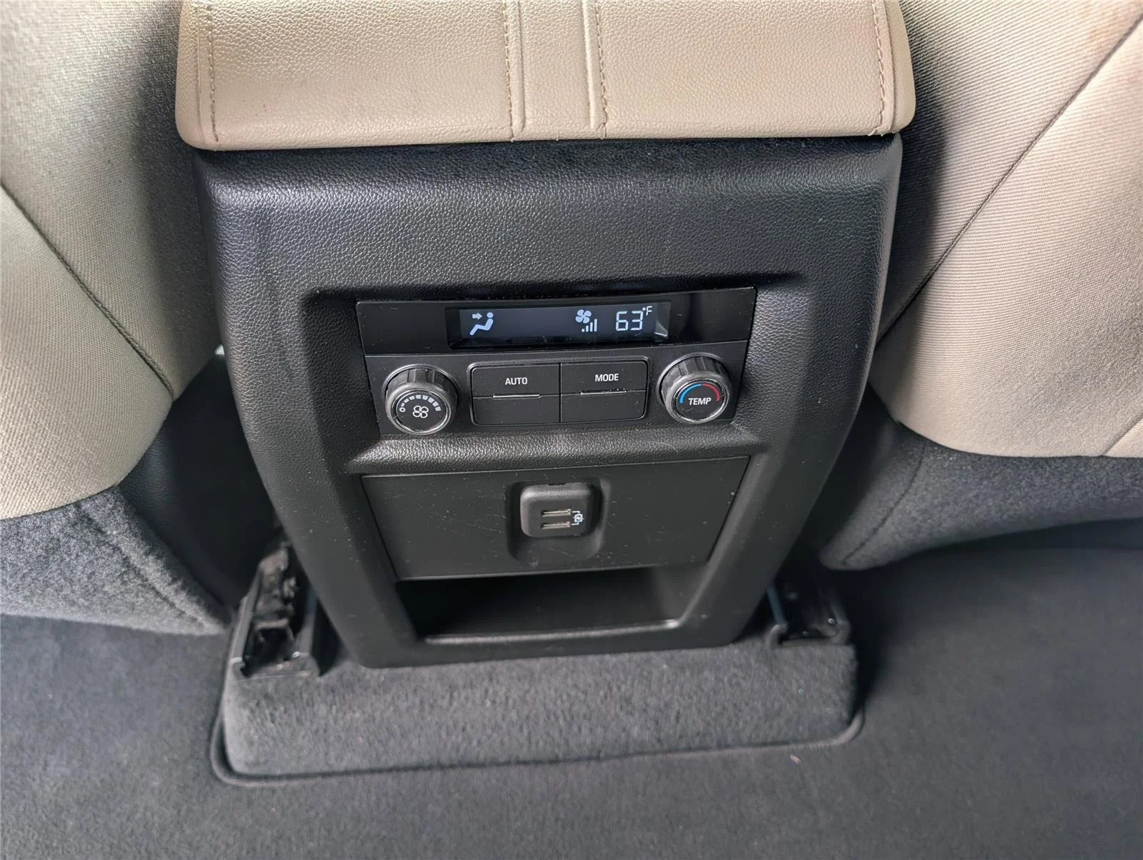 Used 2024 Summit White Chevrolet LS image 34
