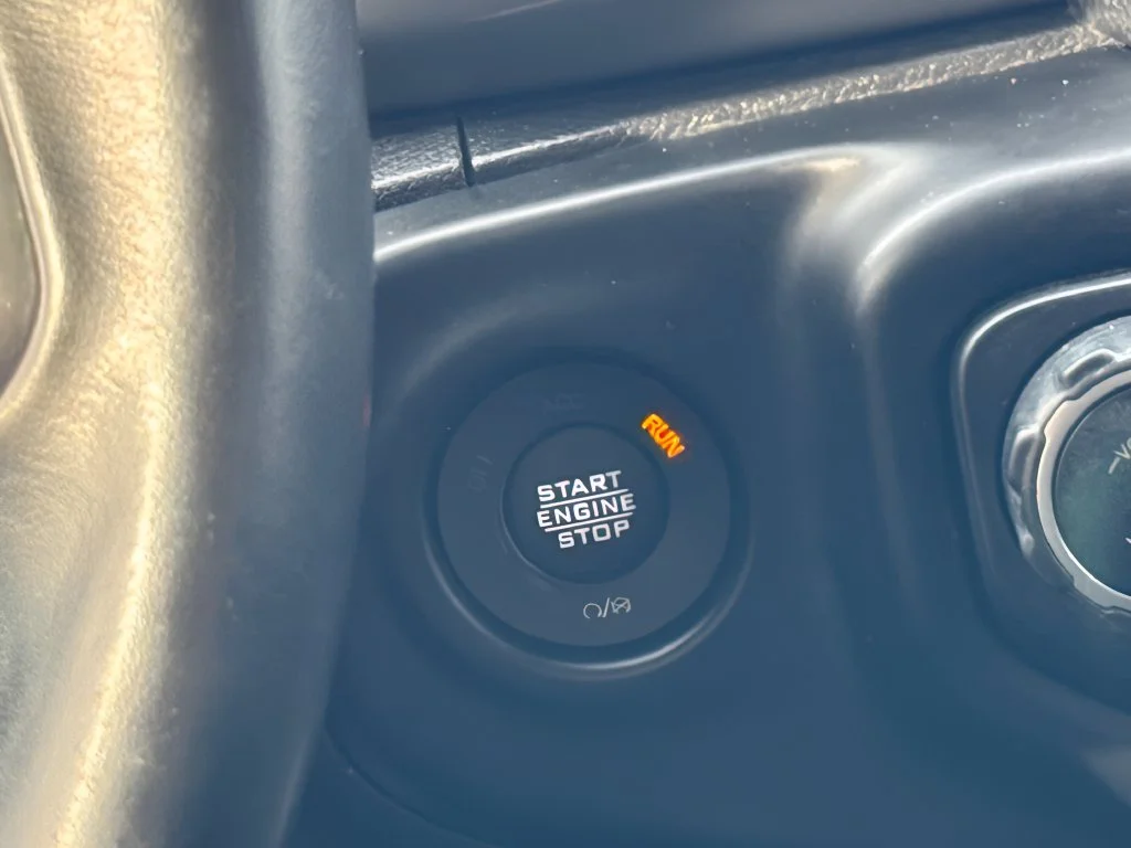 Used 2021 Gray Jeep Unlimited Sahara image 15
