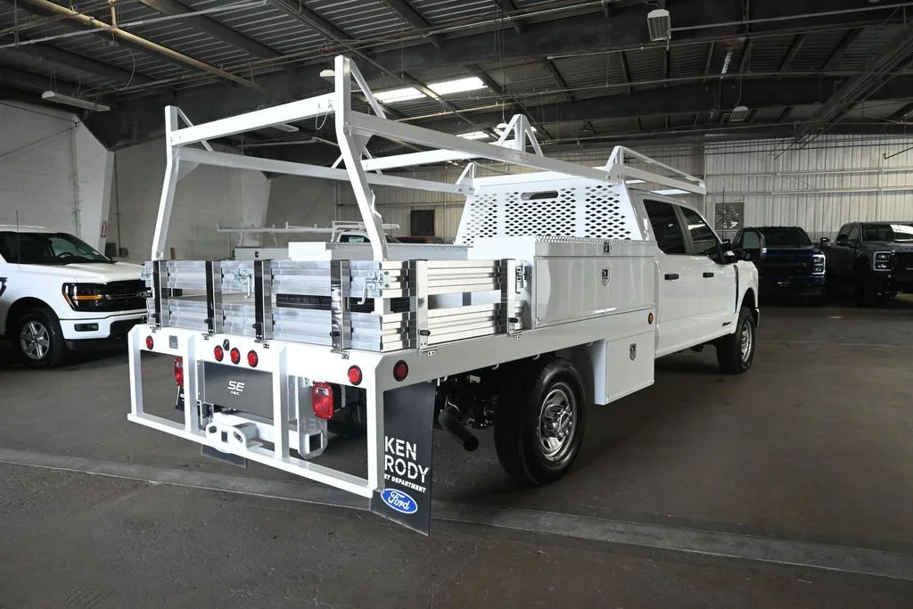 New 2026 Oxford White Ford XL image 9