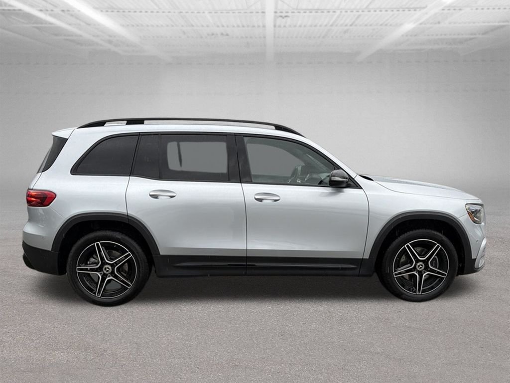 Certified Used 2025 Silver Mercedes-Benz GLB 250 image 6