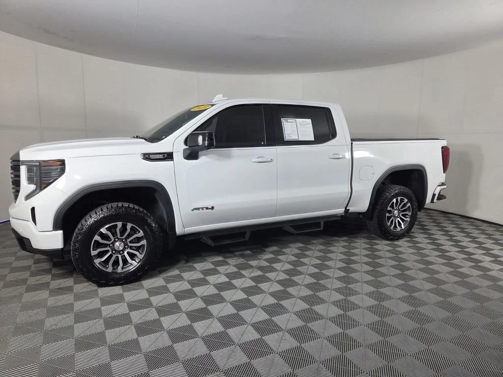 Used 2023 Summit White GMC AT4 image 9