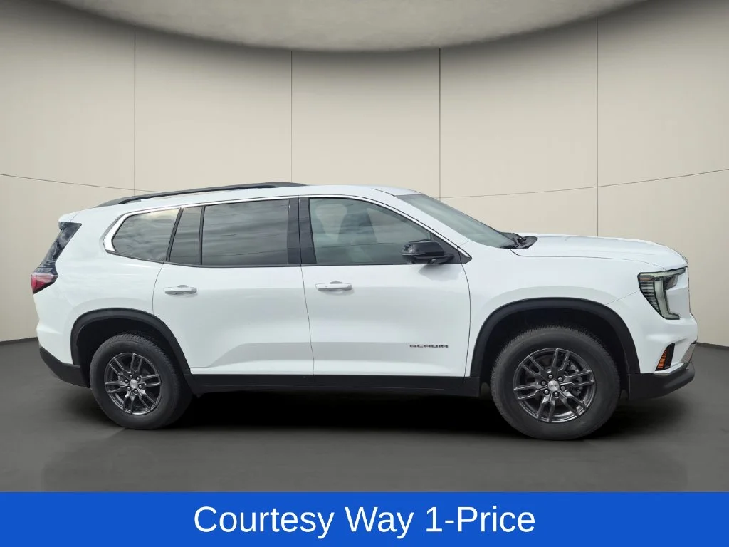 Used 2026 White GMC Elevation image 11