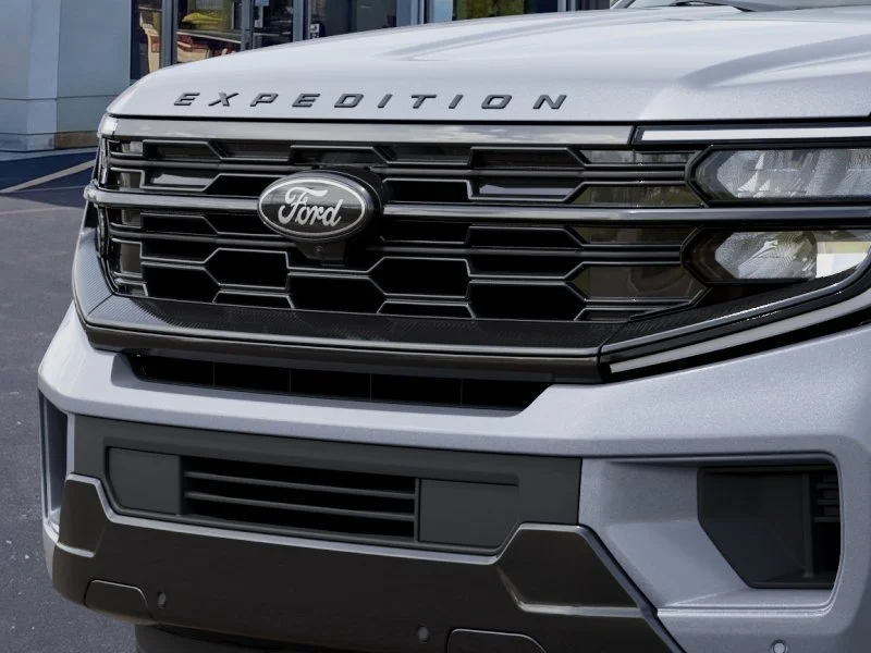 New 2027 Gray Ford Platinum image 17