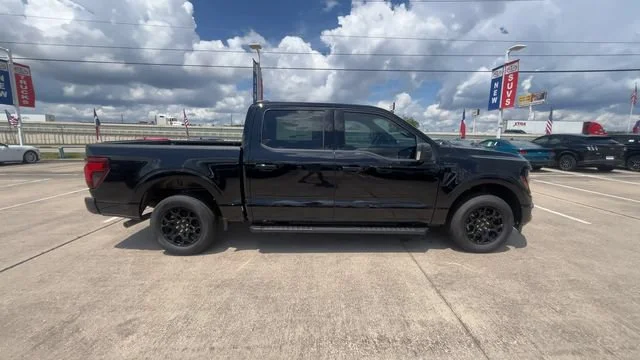 New 2026 Agate Black Metallic Ford XLT image 13