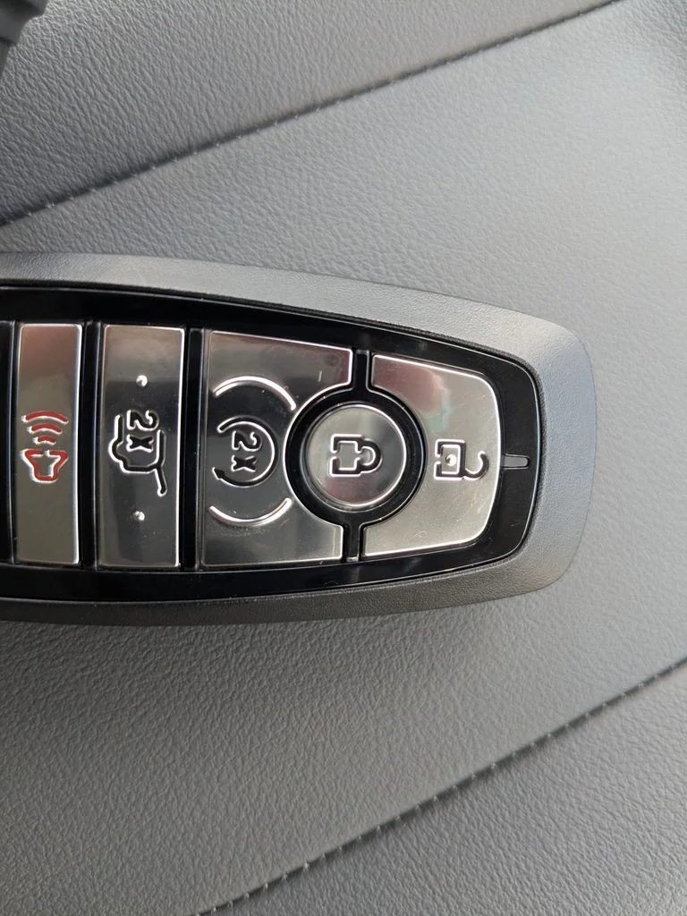 New 2026 Agate Black Metallic Ford Active image 29