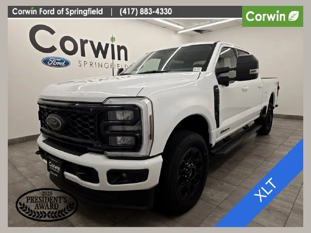 New 2026 Oxford White Ford F-250® XLT image 1