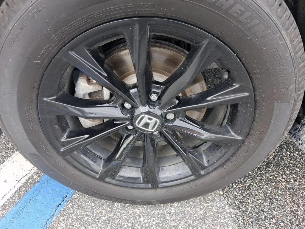 Used 2023  Honda Sport image 17