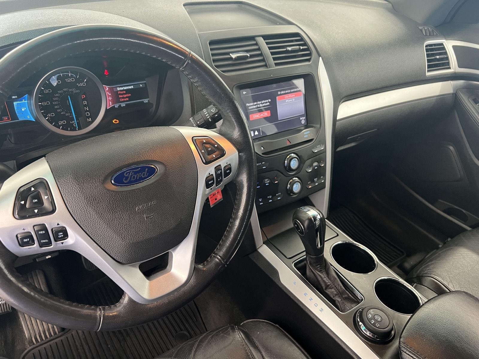 2011 Ford Explorer XLT - Photo 19