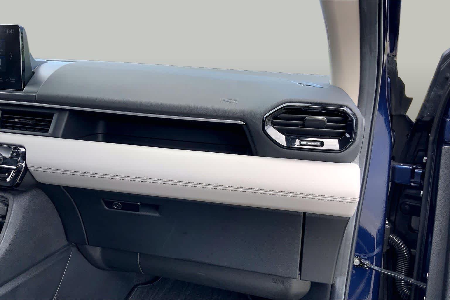 Used 2024 Obsidian Blue Pearl Honda EX-L 8 Passenger image 18