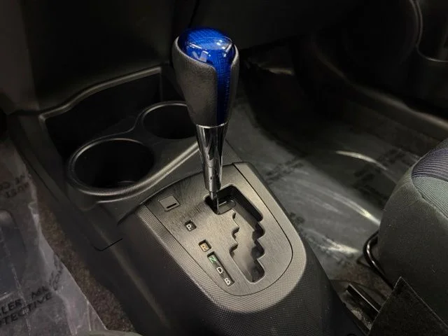 Certified Used 2016  Toyota Two image 17