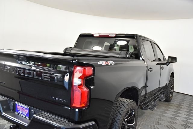 Used 2022 Black Chevrolet Custom image 12