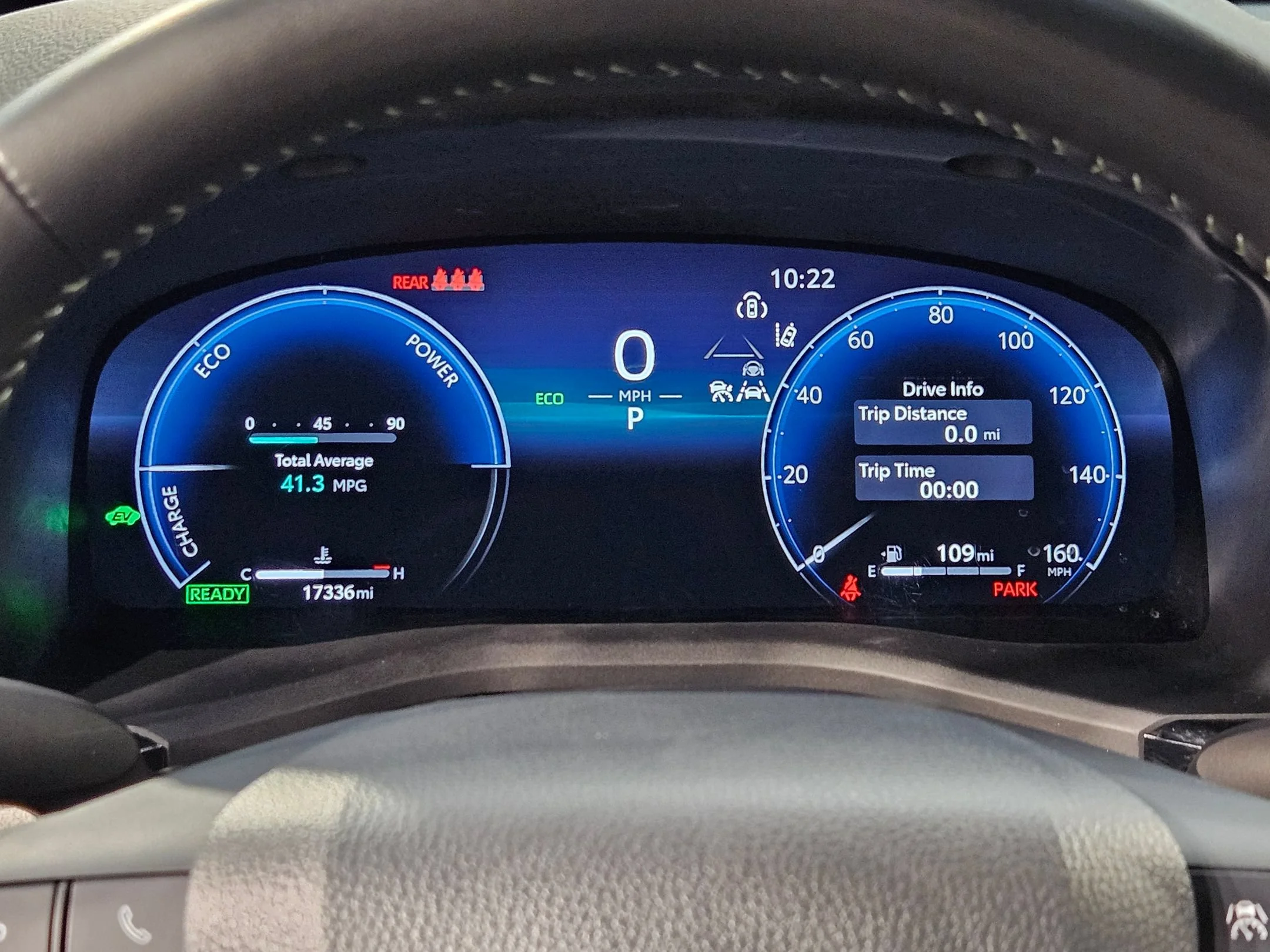 Certified Used 2025 Wind Chill Pearl Toyota XLE image 15