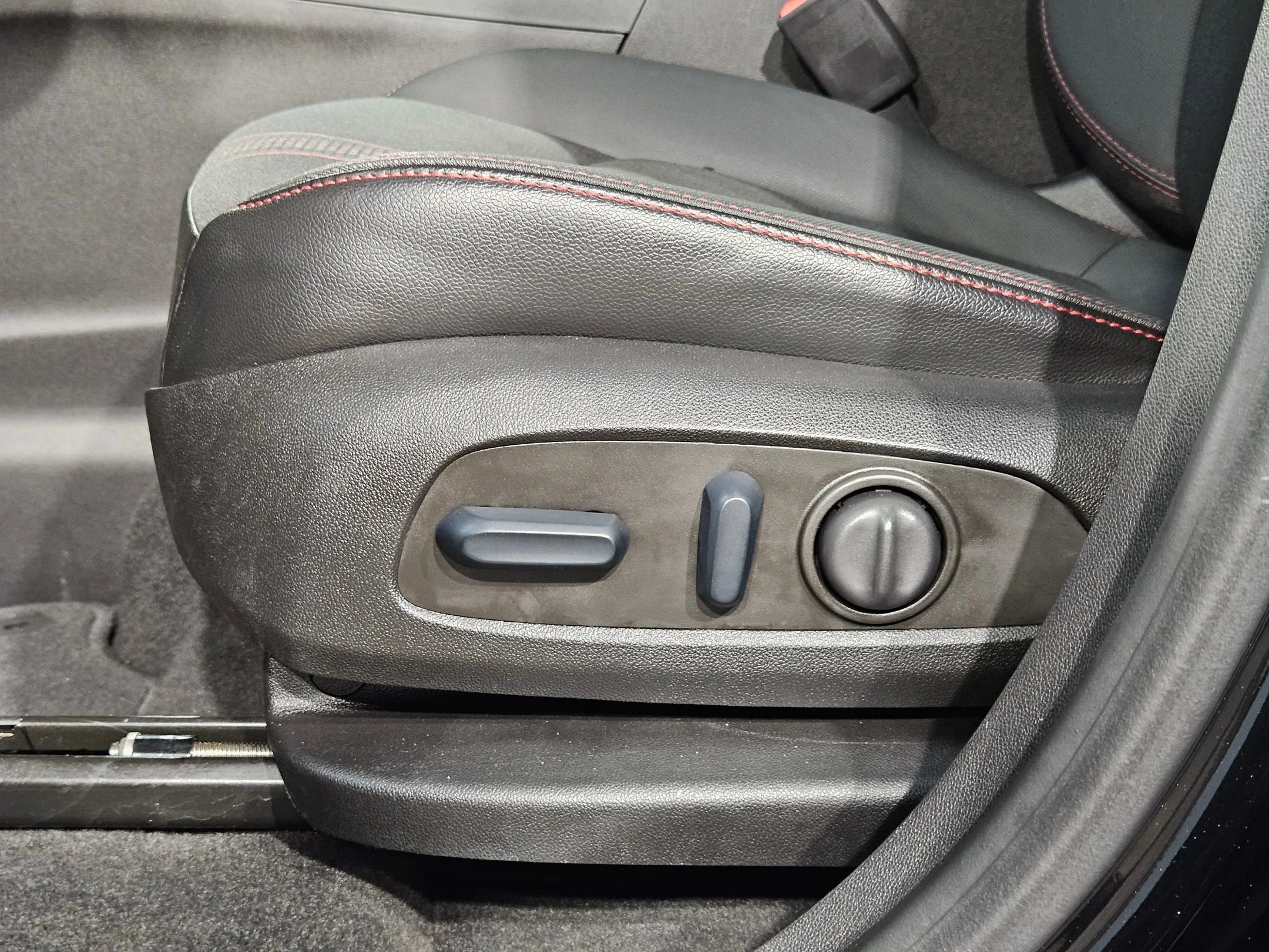 2023 Chevrolet Equinox RS - Photo 24