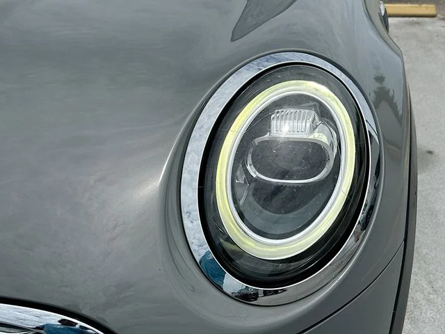 Used 2019 Gray MINI Signature image 29