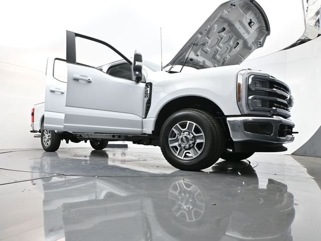 New 2026 Oxford White Ford F-250® Lariat® image 75