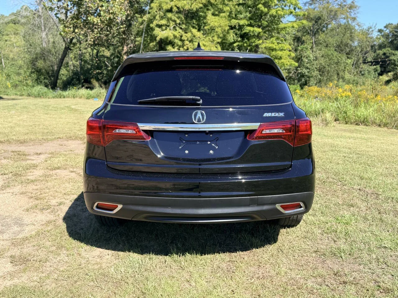 Used 2015 Black Acura Base 4dr SUV image 4
