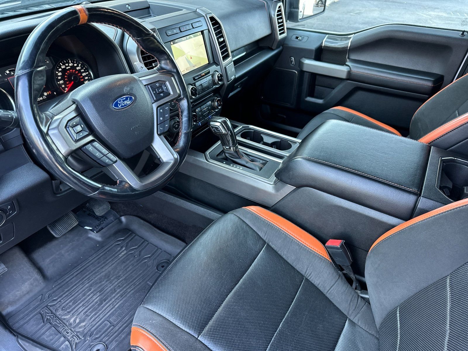 Used 2018 White Ford Raptor image 10