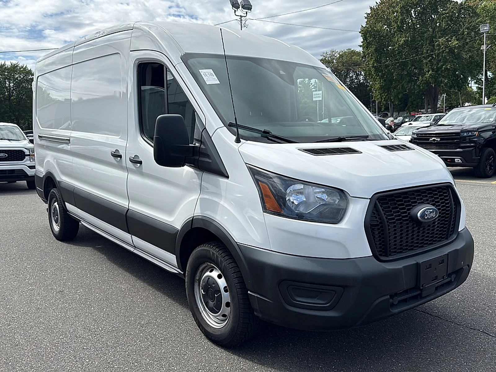 Used 2023 Oxford White Ford  image 7