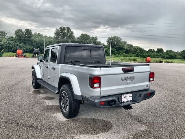 Used 2022 Silver Zynith Clearcoat Jeep Overland image 16