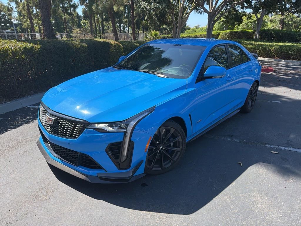 2022 Cadillac CT4 V-Series Blackwing's photo