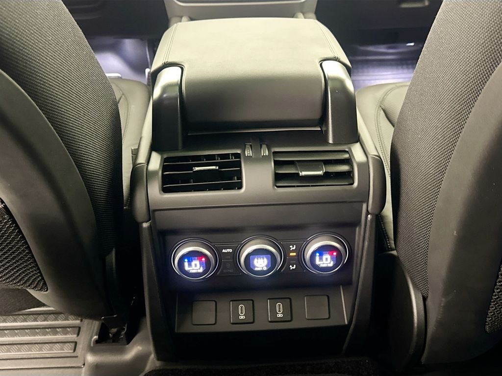 2026 Land Rover Defender V8 - Photo 25