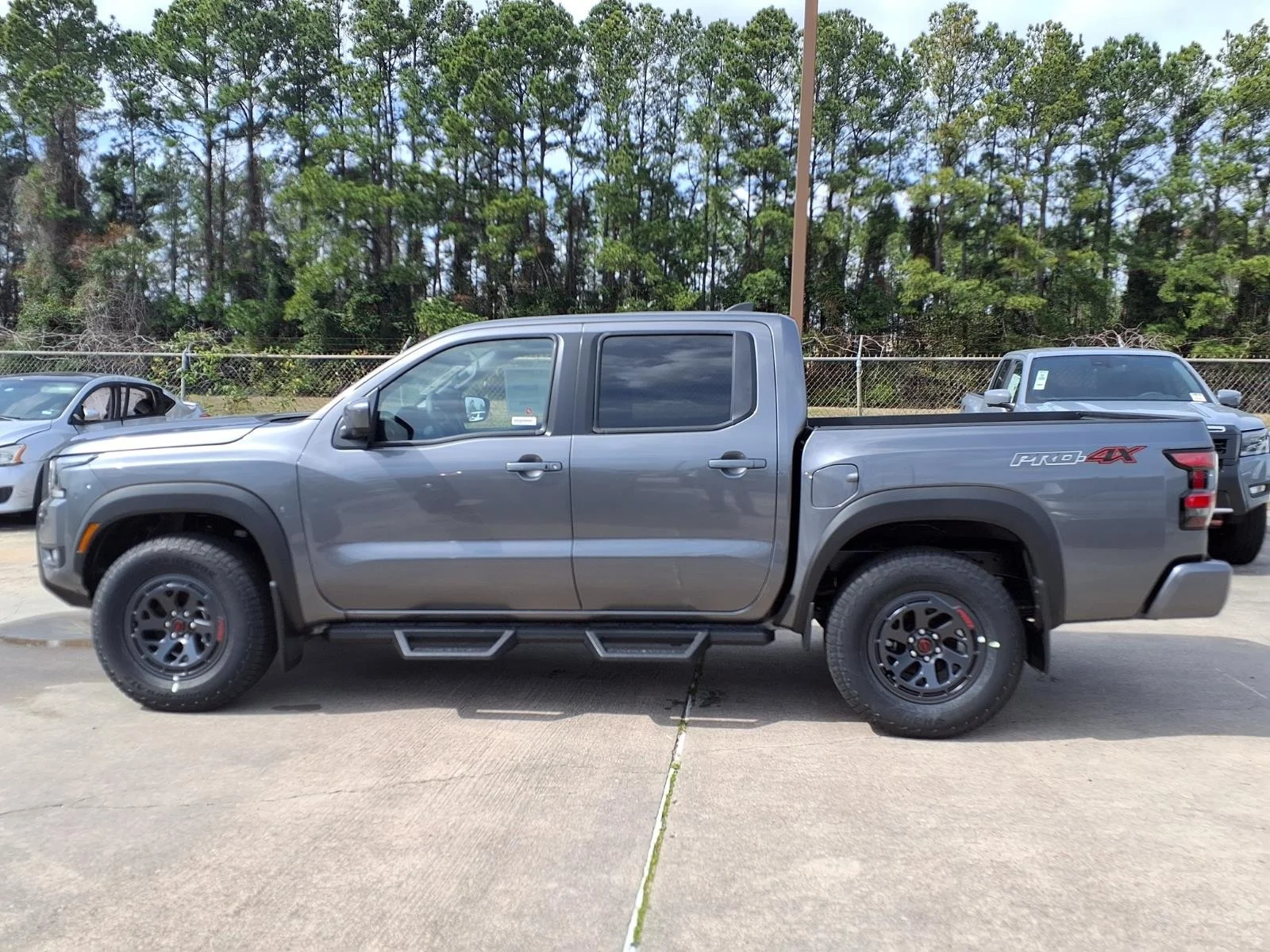 2026 Nissan Frontier Crew Cab PRO-4X® - 7