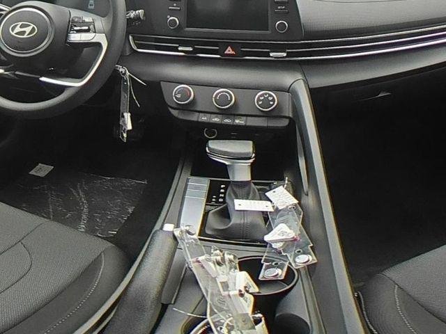 New 2026 Gray Hyundai SE image 37