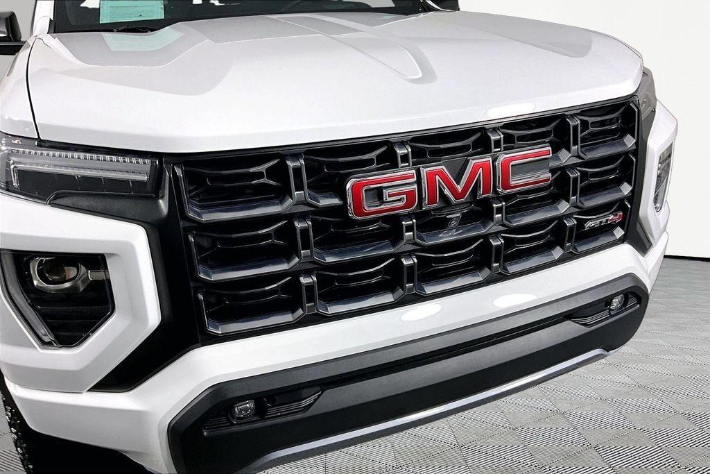Used 2024 White GMC AT4 image 30