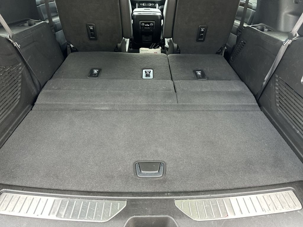 Used 2024 Black Chevrolet Premier image 32