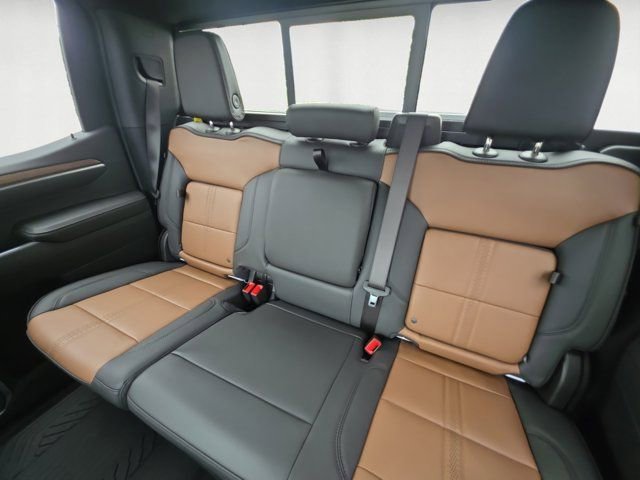 2026 Chevrolet Silverado 1500 High Country - Photo 14