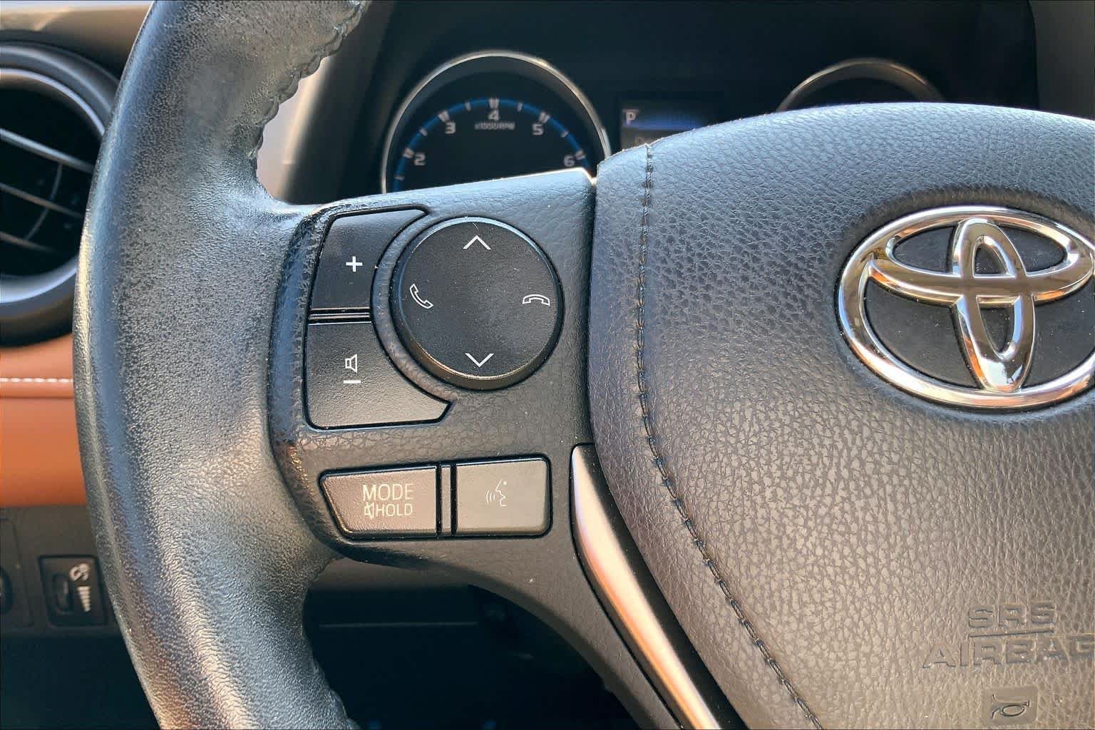 Used 2017 Magnetic Gray Metallic Toyota Platinum image 24