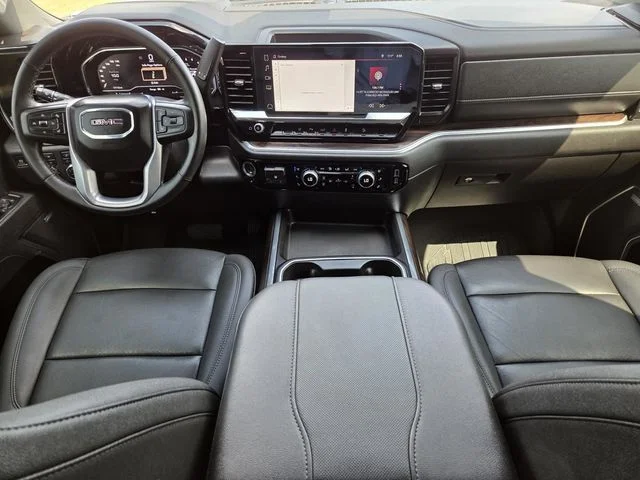 Used 2025 Silver GMC SLT image 13