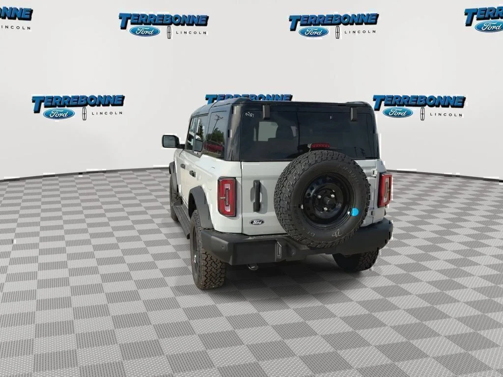 New 2026 Avalanche Gray Ford Outer Banks® image 7