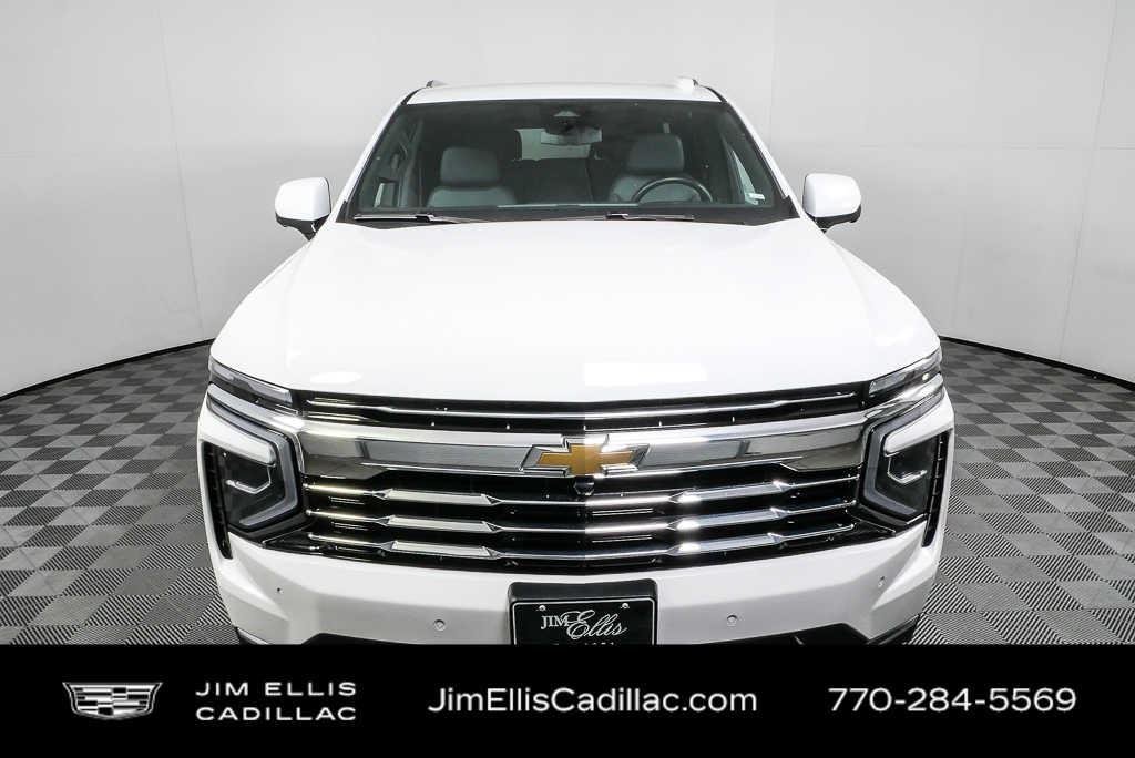 Used 2025 Summit White Chevrolet LT image 26
