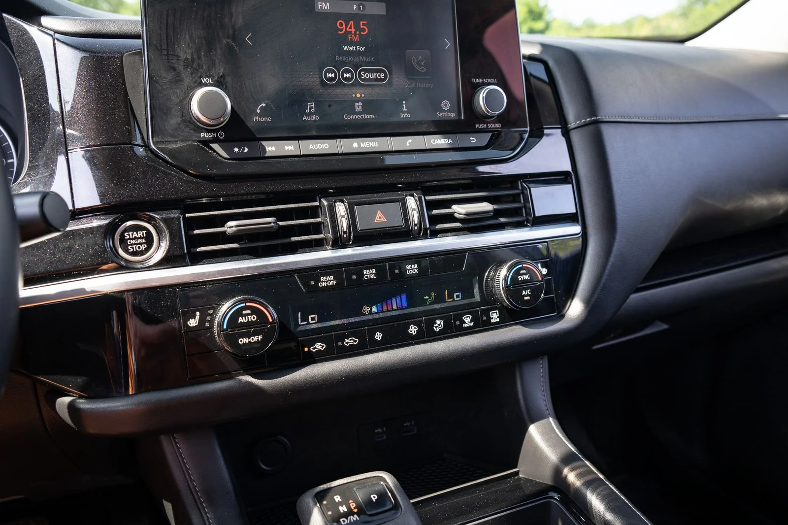 Used 2022 Black Nissan SV image 26