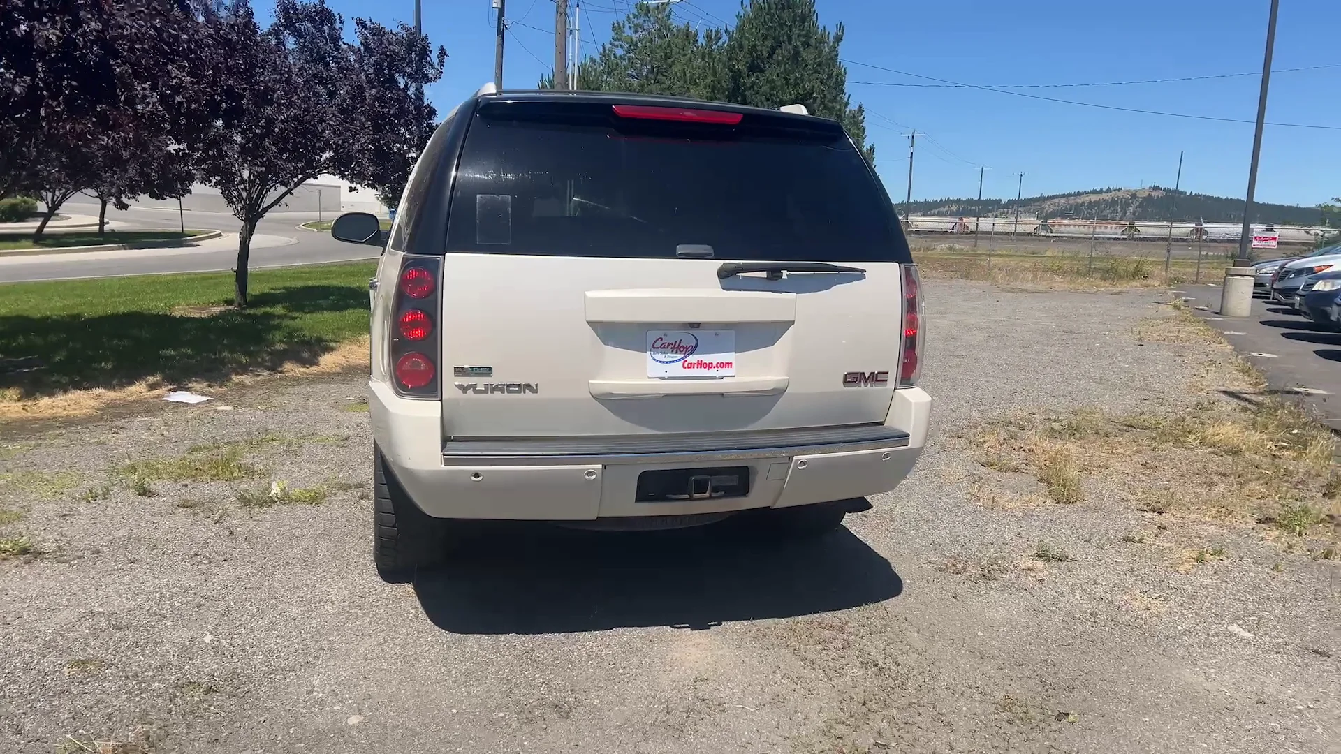 Used 2011 White Gmc DENALI image 6