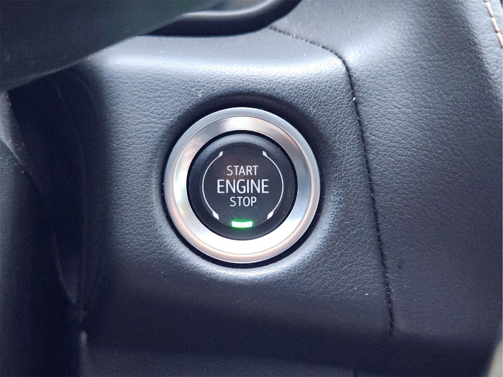 Used 2024 Summit White GMC AT4 image 20