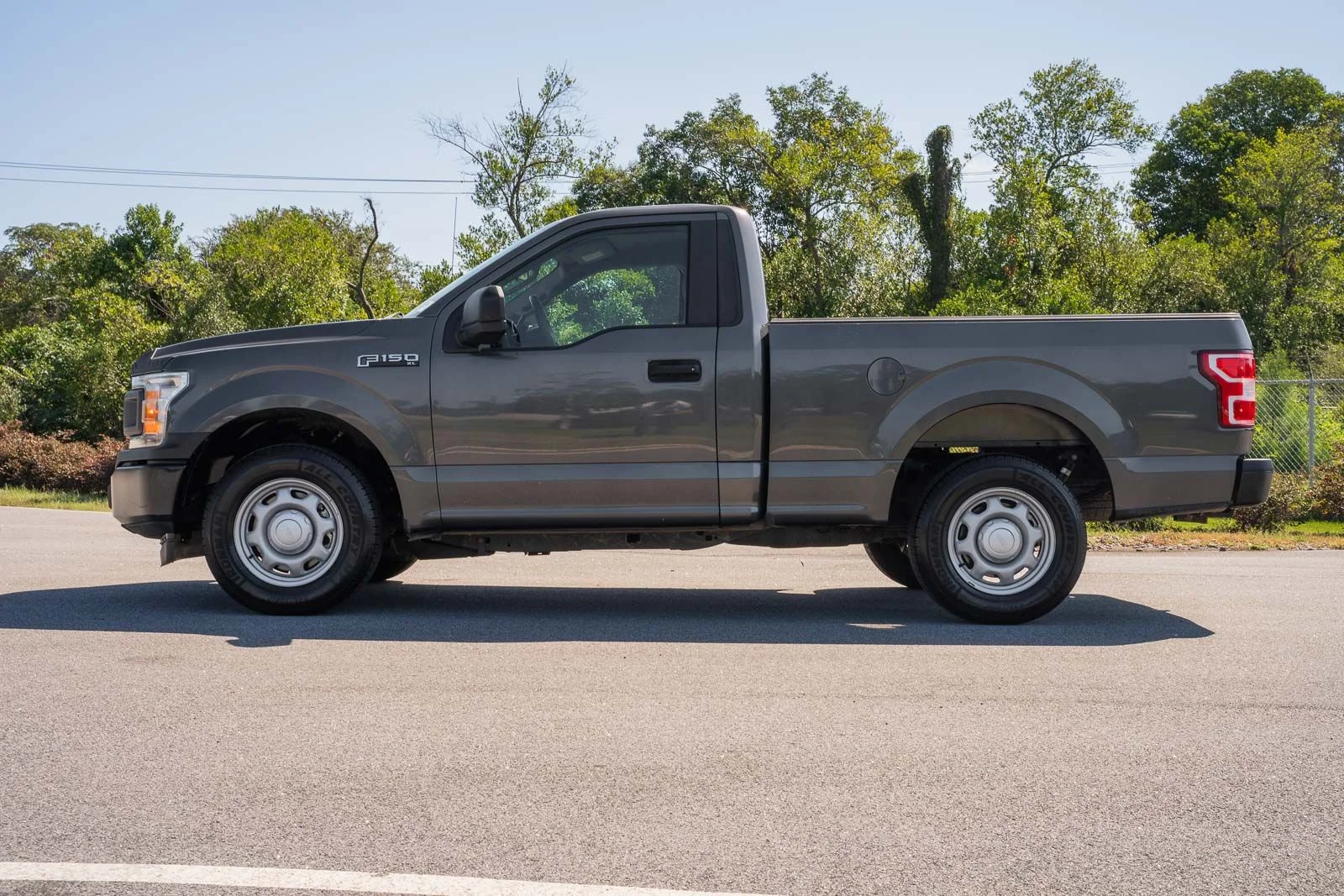 Used 2019 Gray Ford XL image 3