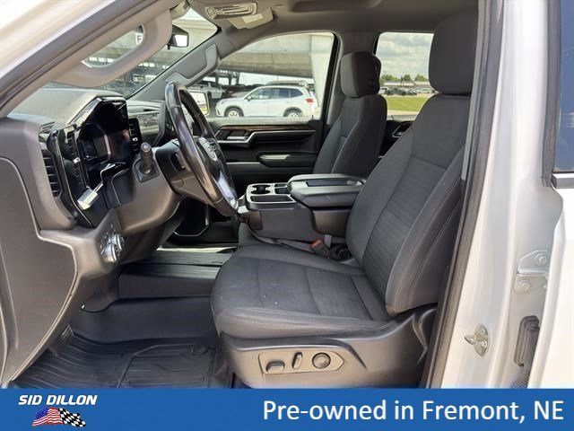 Used 2022 Summit White GMC Elevation image 13