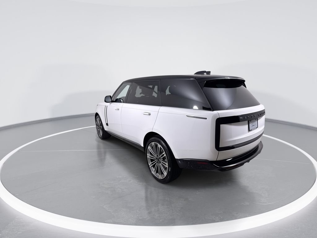 New 2026 Fuji White Land Rover SE LWB image 6