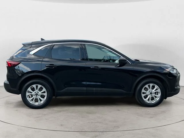 Used 2024 Black Ford Active image 6
