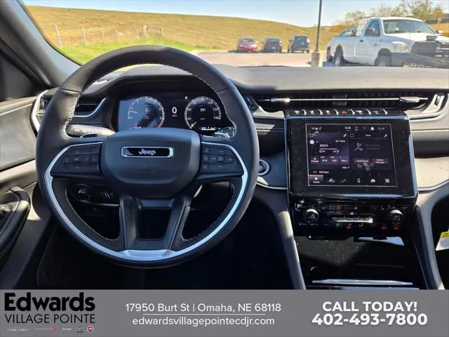 2025 Jeep Grand Cherokee Altitude - Photo 28