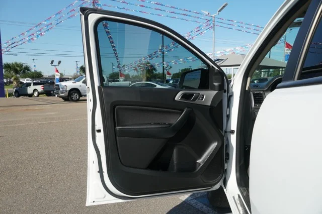 Used 2022 Oxford White Ford XLT image 14