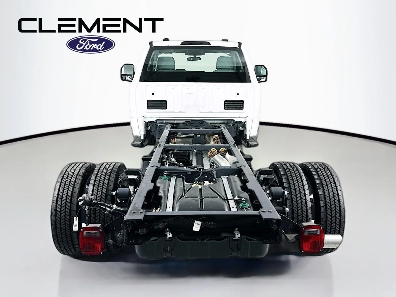 New 2026 Oxford White Ford F-550® XL image 7
